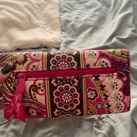 Vera Bradley wallet - Picture 1 of 4